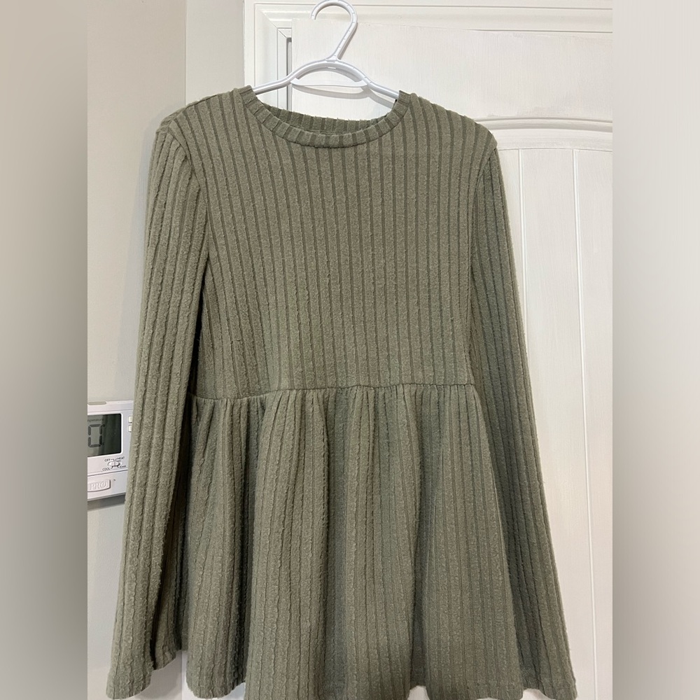 SHEIN maternity green sweater blouse